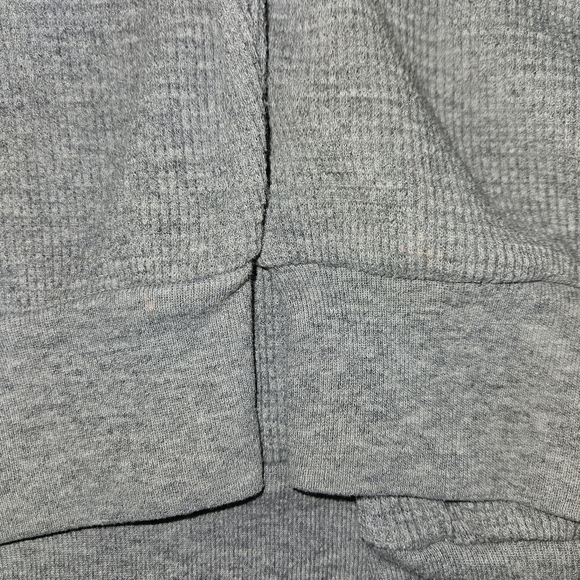 Aritzia Tna Nelson Thermal Shirt Dover Gray Waffle Knit Long Sleeve Top Small - Picture 6 of 9